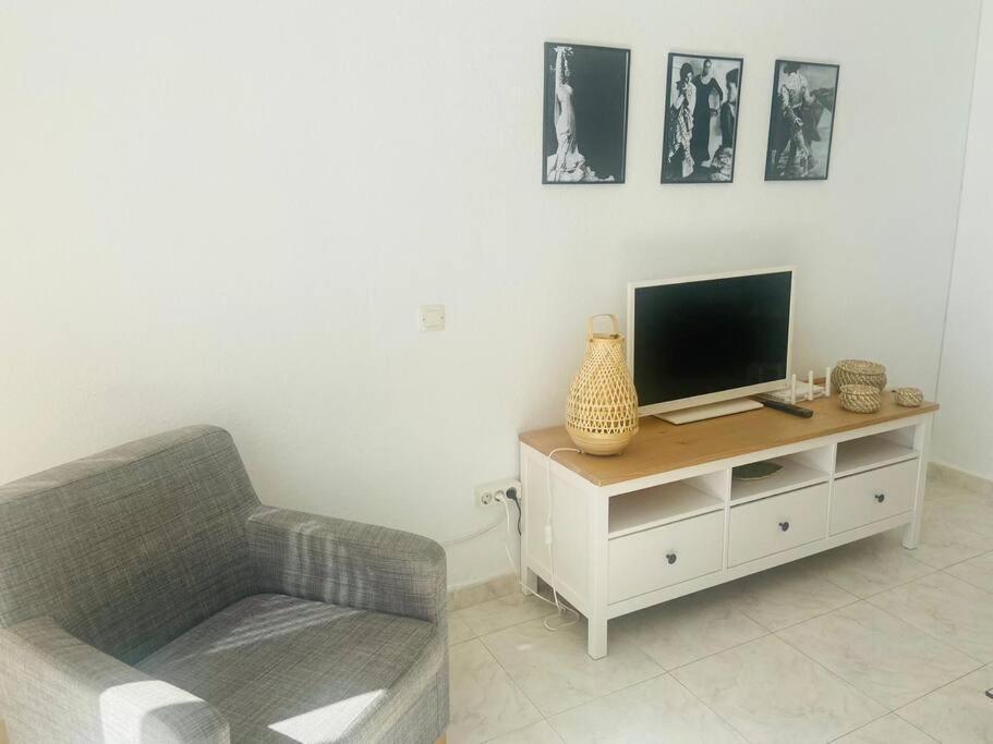 Beautiful On The Torrox-costa Boulevard! Appartamento